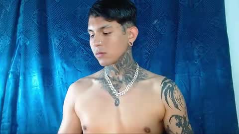 Snapshot of travistanner28 chatting on 12.20.24 TRAV - INDEPENDENT MODEL online show from 12.20.24