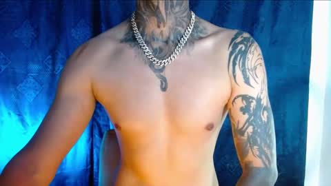 Snapshot of travistanner28 chatting on 12.21.24 TRAV - INDEPENDENT MODEL online show from 12.21.24