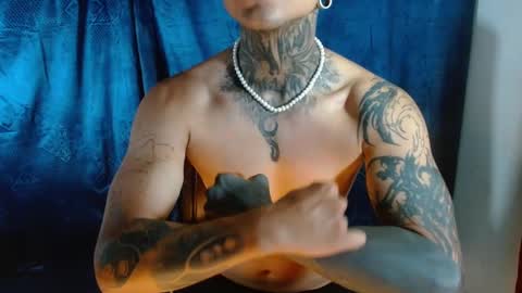 Snapshot of travistanner28 chatting on 02.04.25 TRAV - INDEPENDENT MODEL online show from 02.04.25