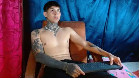 Snapshot of travistanner28 chatting on 02.06.25 TRAV - INDEPENDENT MODEL online show from 02.06.25