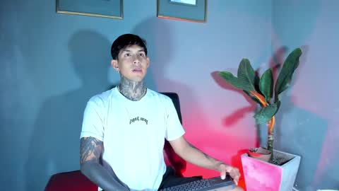 Snapshot of travistanner28 chatting on 02.27.25 TRAV - INDEPENDENT MODEL online show from 02.27.25