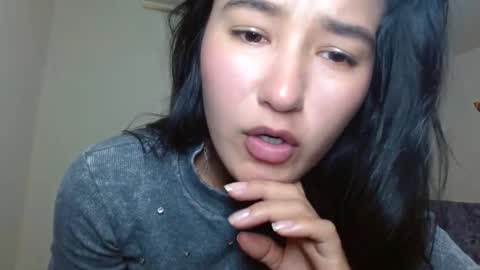 Snapshot of trebol_4 chatting on 02.19.26 trebol_4 online show from 02.19.26