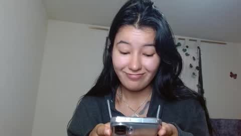 Snapshot of trebol_4 chatting on 02.26.26 trebol_4 online show from 02.26.26