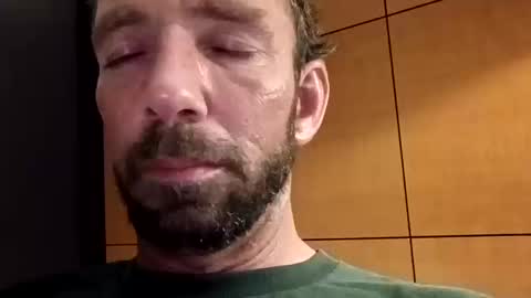 Snapshot of treedude303720 chatting on 10.12.25 treedude303720 online show from 10.12.25