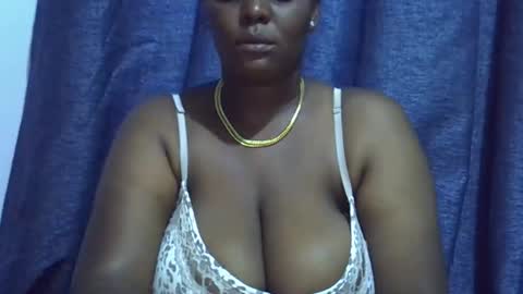 trendybootie online show from 03.10.26