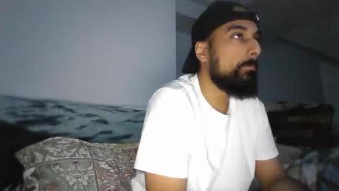 Snapshot of treygillz chatting on 12.11.24 TRY GLL online show from 12.11.24