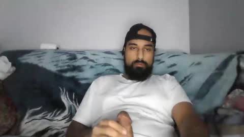 Snapshot of treygillz chatting on 01.20.25 TRY GLL online show from 01.20.25