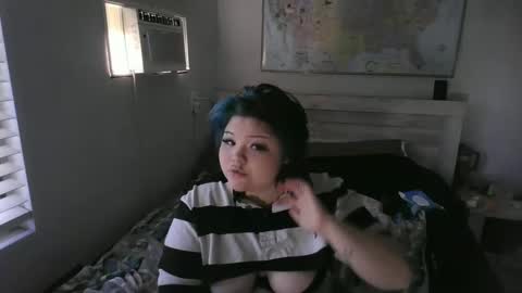 Trixie online show from 09.15.25