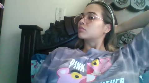 triana_bell online show from 12.03.24