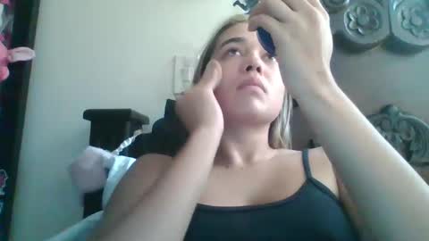 triana_bell online show from 01.10.25