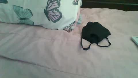 triana_bell online show from 02.26.25