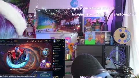 Cassie online show from 12.24.24