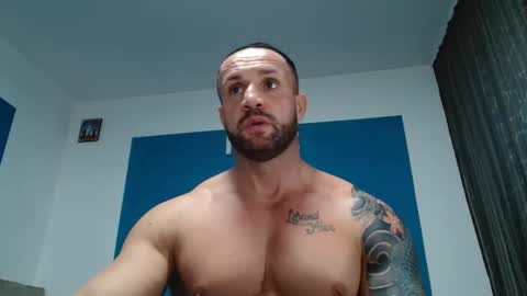 Snapshot of tridentmuscles chatting on 01.19.25 tridentmuscles online show from 01.19.25