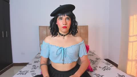 Snapshot of trinydoll chatting on 09.14.25 Triny online show from 09.14.25