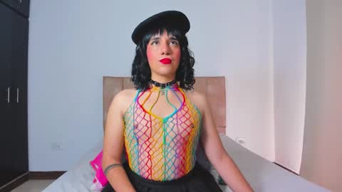 Triny online show from 10.20.25