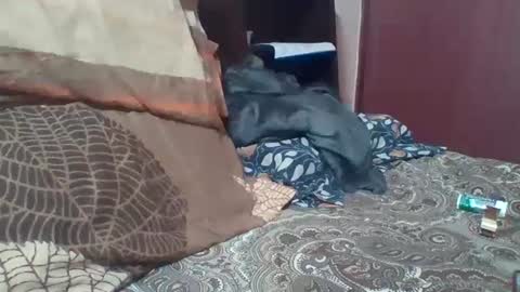 Raaz keeps ur Raaz online show from 01.04.25