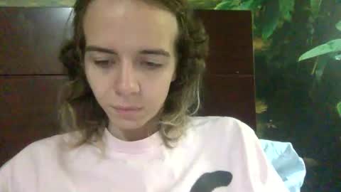 trippybb222 online show from 09.13.25