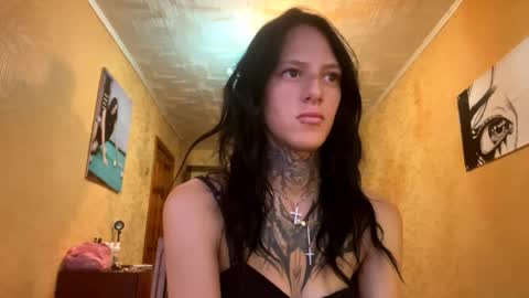 Snapshot of tristalevy chatting on 10.05.25  Sofa Im new here and so far I do not take off the panties online show from 10.05.25