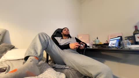 TritonGeekly22 online show from 01.05.25