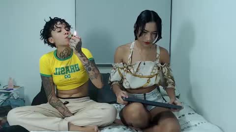 trixiandsuki online show from 09.19.25