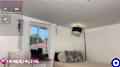 trixieemerald online show from 03.28.26