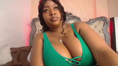 TrixieMar online show from 12.11.24