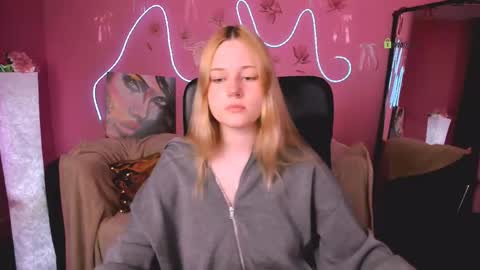 Trixy online show from 04.19.26