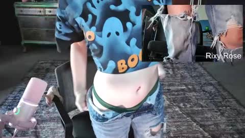 RixyRose online show from 10.17.25