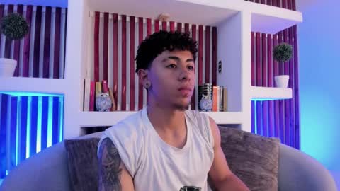 Troy  online show from 09.11.25