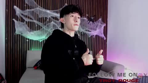 Troy online show from 10.27.25