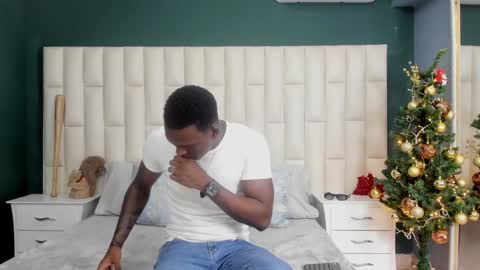 Snapshot of troykhalil chatting on 12.18.24 Troy Khalil online show from 12.18.24