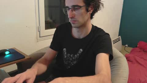 Snapshot of trucdeoufouf chatting on 01.13.25 trucdeoufouf online show from 01.13.25