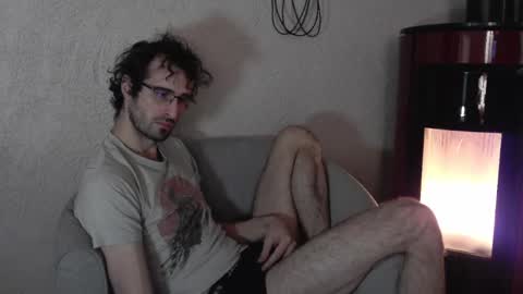 Snapshot of trucdeoufouf chatting on 02.01.25 trucdeoufouf online show from 02.01.25