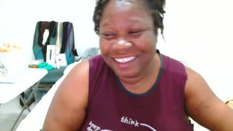 Snapshot of truebella30 chatting on 09.13.25 TrueBella30 online show from 09.13.25
