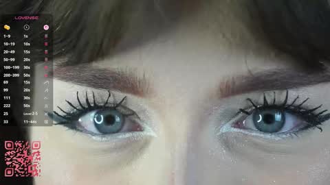 Snapshot of truegrace chatting on 09.20.25 Grace online show from 09.20.25