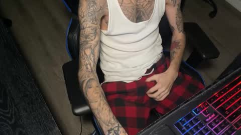 Snapshot of truenorthheavy chatting on 02.01.26 Leo online show from 02.01.26