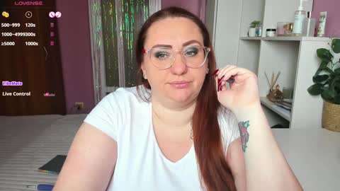 Adelle online show from 01.31.25
