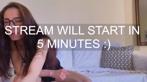 Snapshot of trying2fit chatting on 03.02.25 trying2fit online show from 03.02.25