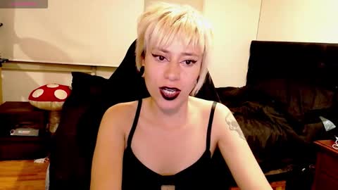 Snapshot of tryp666 chatting on 09.20.25 Cait online show from 09.20.25