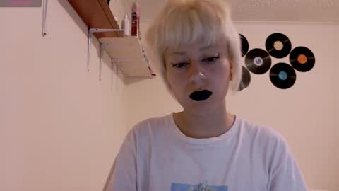 Snapshot of tryp666 chatting on 10.09.25 Cait online show from 10.09.25