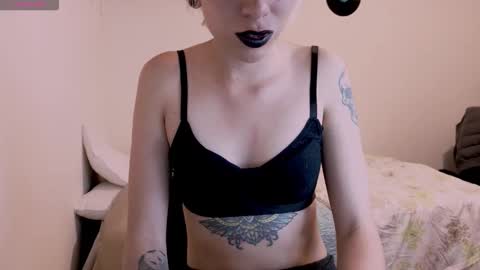 Snapshot of tryp666 chatting on 10.21.25 Cait online show from 10.21.25