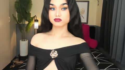 Saskia online show from 01.27.25