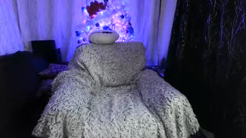 Snapshot of tsblondienyc chatting on 12.16.24 Jessie online show from 12.16.24