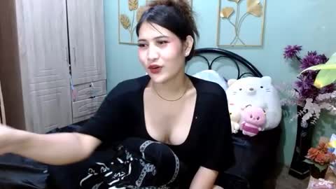 SHENA  online show from 01.20.25