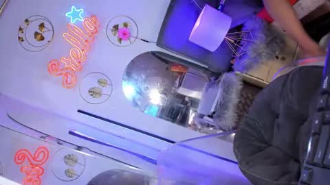 Snapshot of tshotfuckingyanzxx chatting on 01.23.25   Stella Hanlon    - - online show from 01.23.25