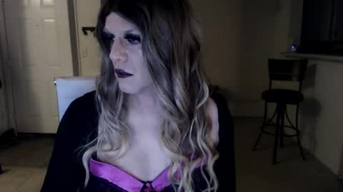 Snapshot of tsmadisonraine chatting on 02.10.25 cdmadison online show from 02.10.25