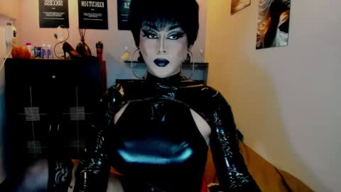 Nicoleeee online show from 05.16.26