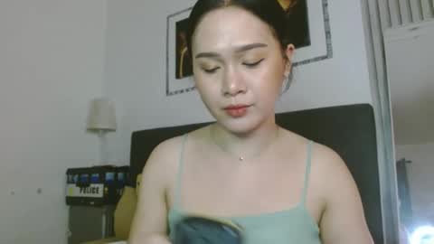 Bella Ratbu online show from 01.19.25