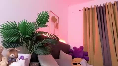 Bella Ratbu online show from 02.04.26