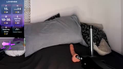 Jade Snail online show from 02.09.25